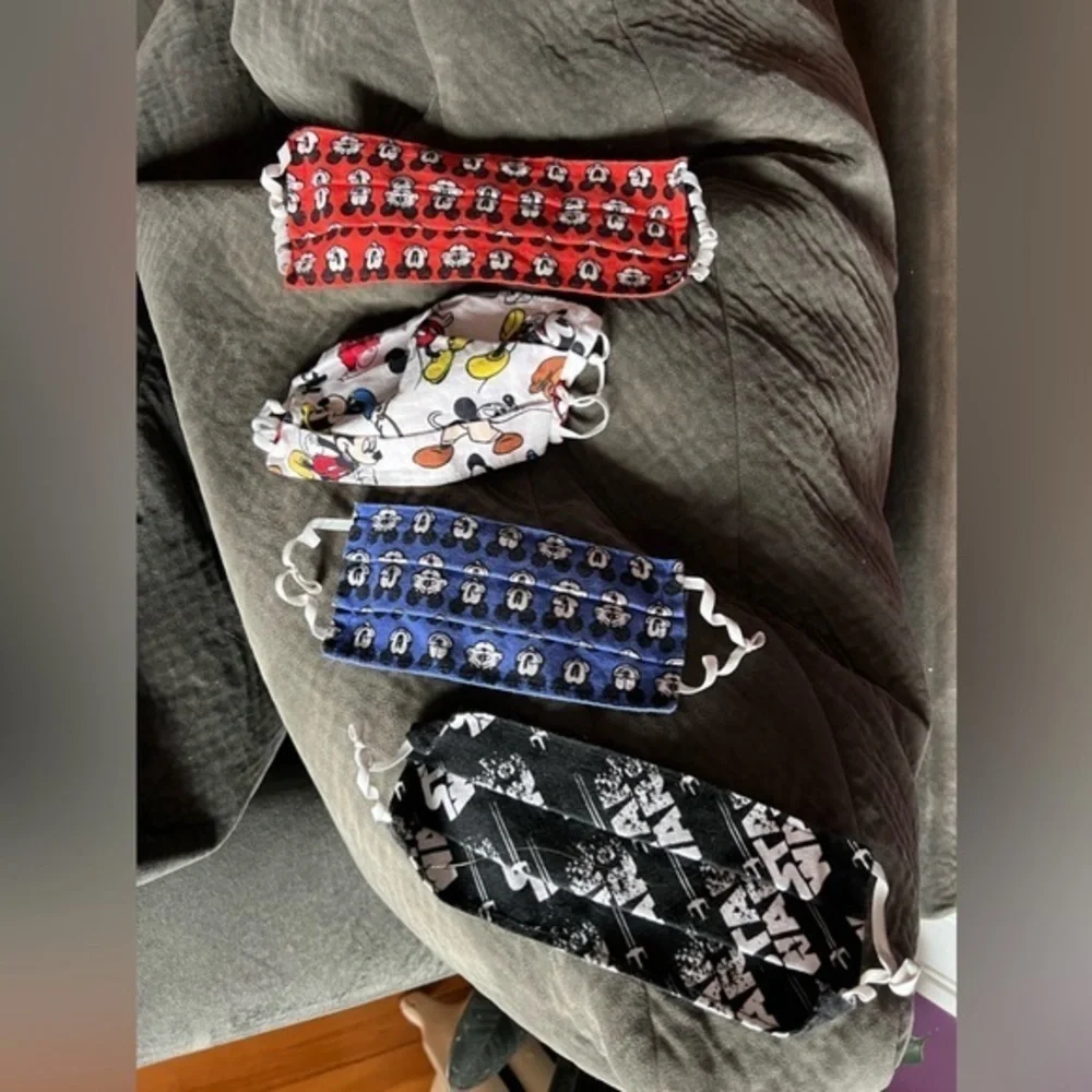 Disney 4-pack of mask